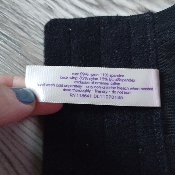 Cacique Completely Cool French Full Coverage Bra Black - Picture 6 of 8